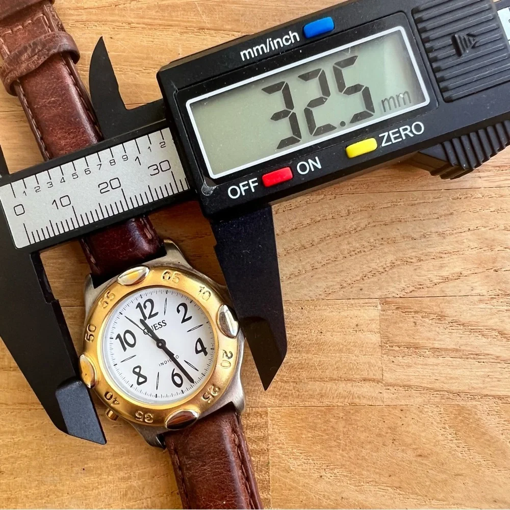 Vintage 90s Guess ladies two-tone brown leather watch NEW BATTERY